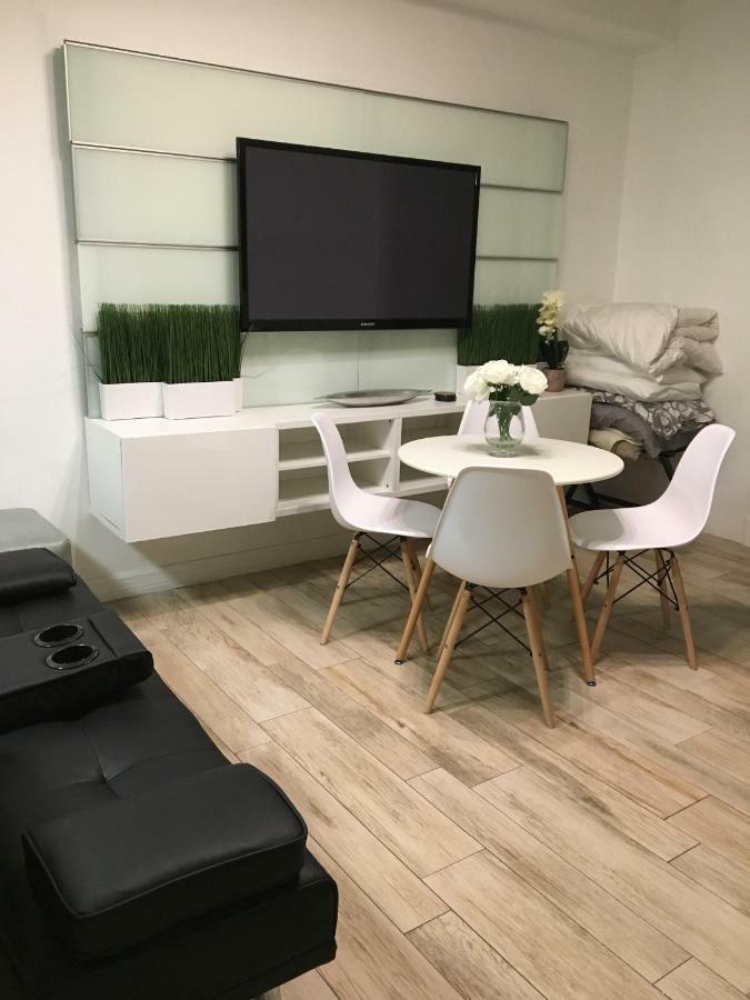 2 Bedroom Ocean Drive Newly Renovated ไมอามีบีช ภายนอก รูปภาพ